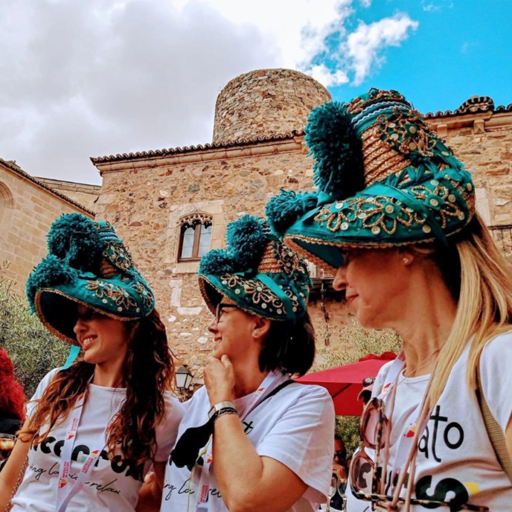 1175-2-ARTESANIA-LA-GORRA2