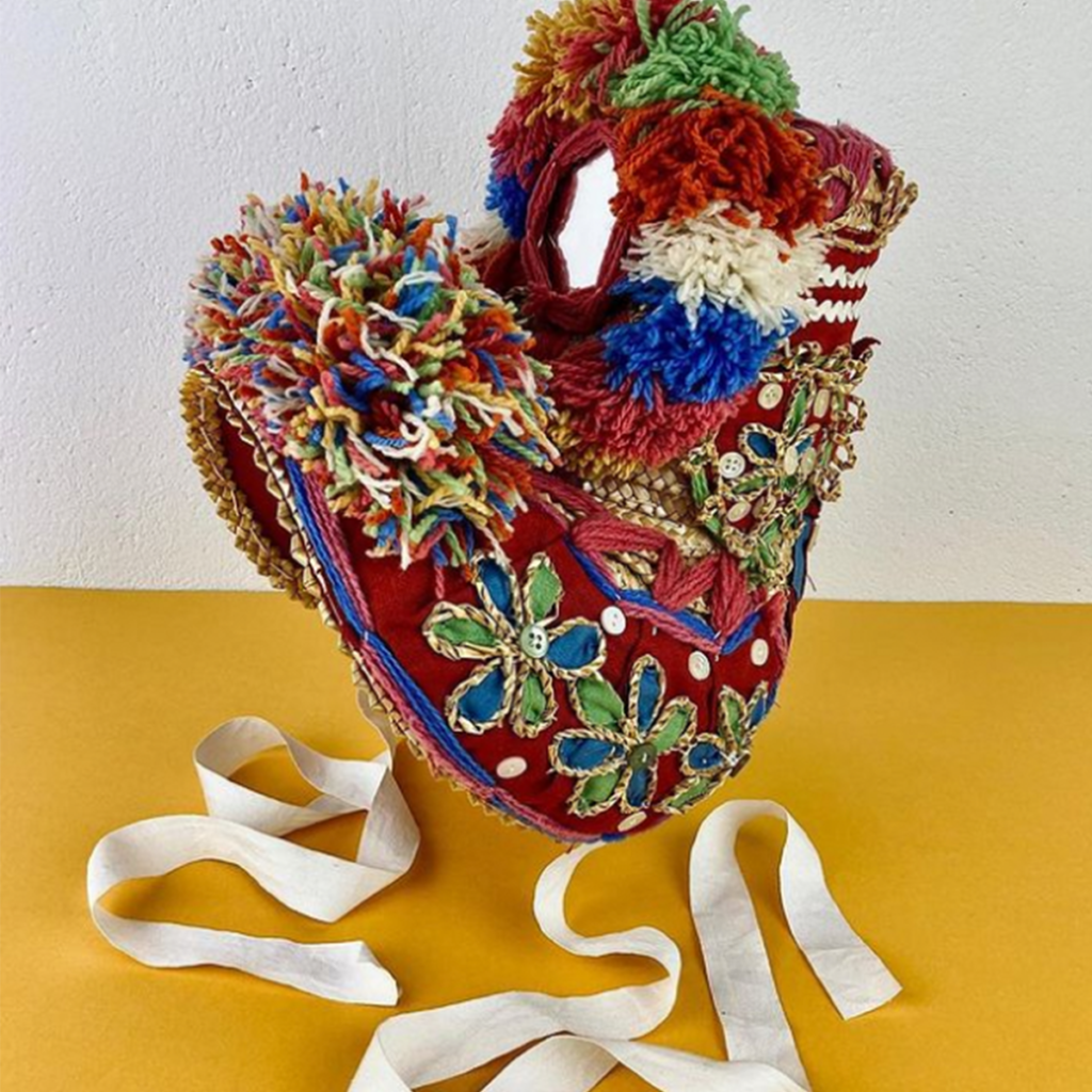 1175-5-ARTESANIA-LA-GORRA4