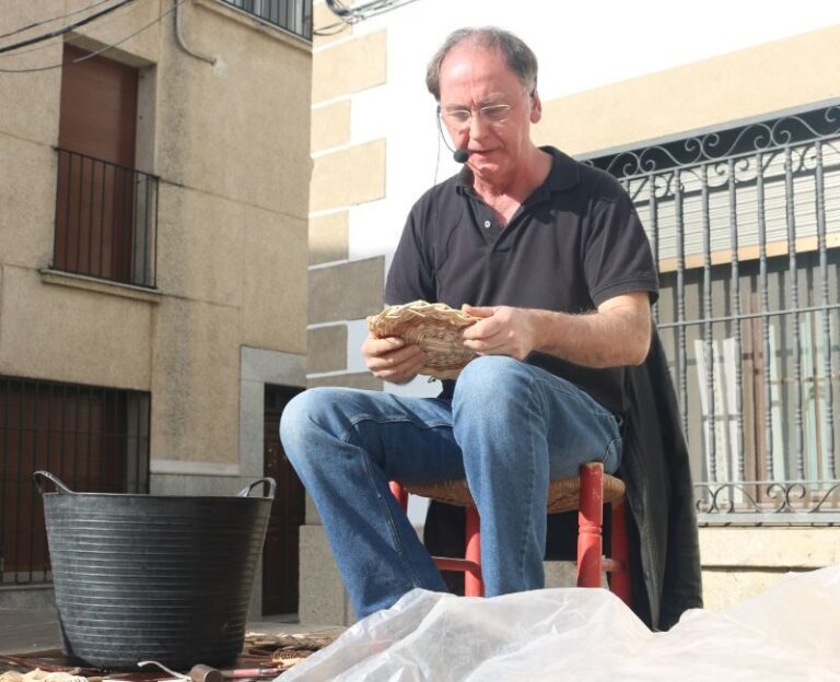 Artesanos Caceres-2